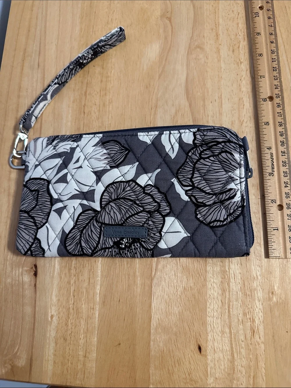 Vera Bradley Gray and White Floral Wristlet Phone Wallet
